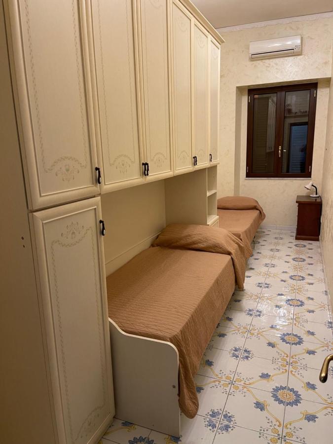 Al Centro Storico Home Naples Luaran gambar