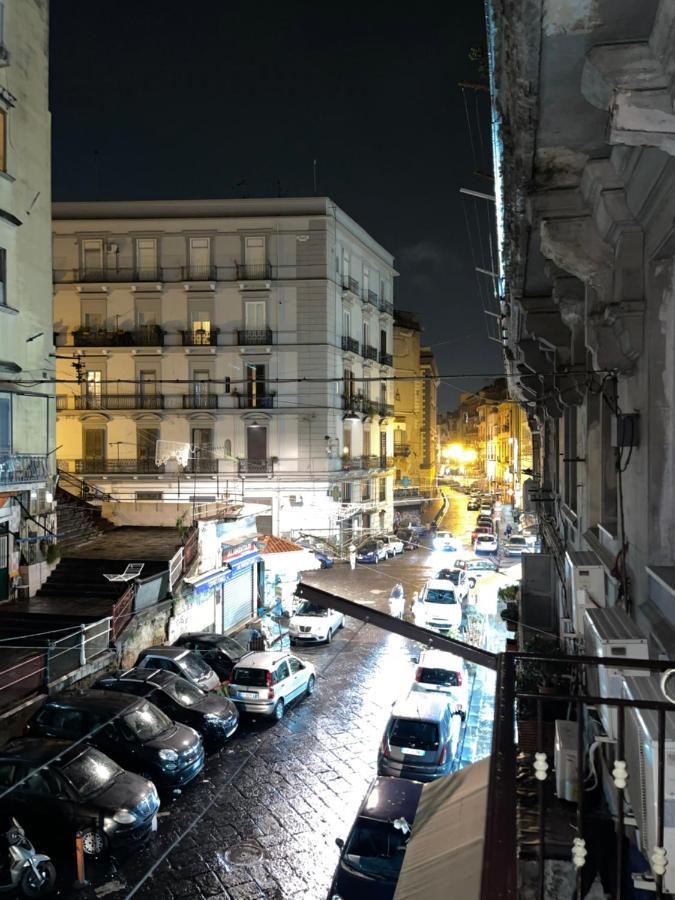 Al Centro Storico Home Naples Luaran gambar